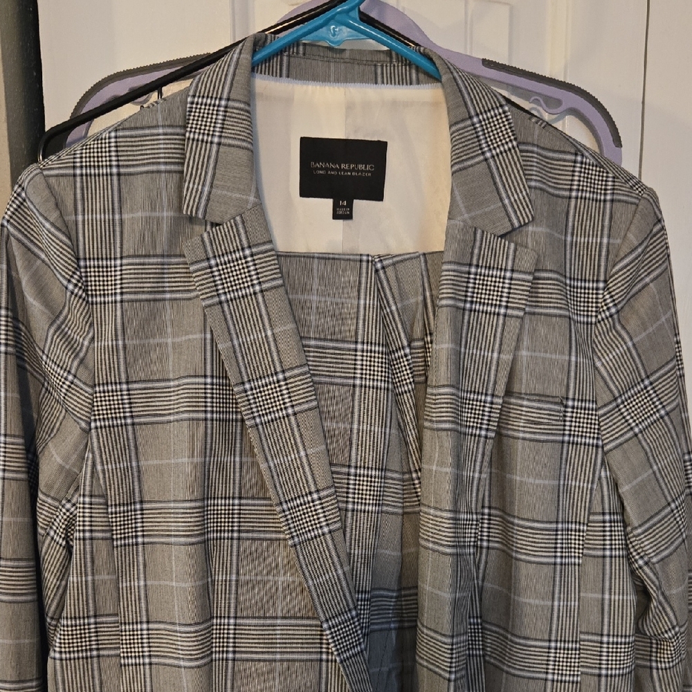 Banana Republic Black and White Checkered Women's Suit